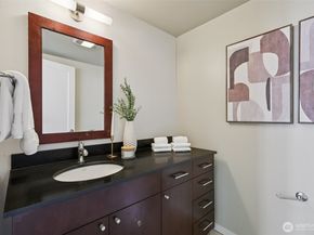 76 Cedar Street S1005, Seattle WA 98121