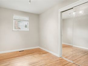 6201 Island Crest Way, Mercer Island WA 98040