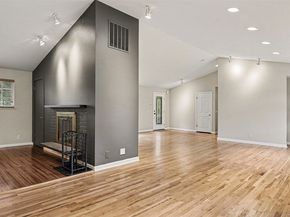 6201 Island Crest Way, Mercer Island WA 98040