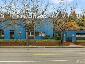 1550 NW 195th Street 106, Shoreline WA 98177