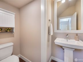 801 3rd Place NE, Issaquah WA 98029