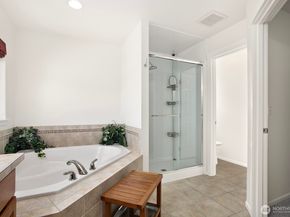 14625 Meridian Drive SE, Lynnwood WA 98087