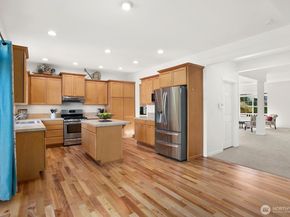 14625 Meridian Drive SE, Lynnwood WA 98087