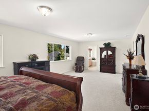 14625 Meridian Drive SE, Lynnwood WA 98087