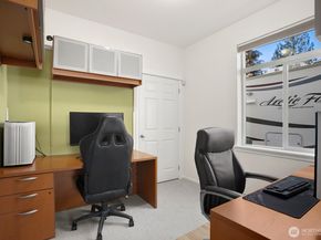 14625 Meridian Drive SE, Lynnwood WA 98087