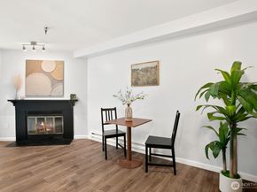 1100 Ave NE Harrington Avenue NE 211, Renton WA 98056