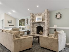 14200 NE 171st St E104, Woodinville WA 98072