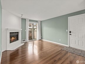 14200 NE 171st St E104, Woodinville WA 98072