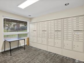 14200 NE 171st St E104, Woodinville WA 98072