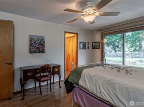 1808 Riverview Drive NE, Auburn WA 98002