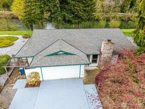 1808 Riverview Drive NE, Auburn WA 98002