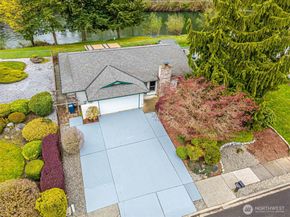 1808 Riverview Drive NE, Auburn WA 98002