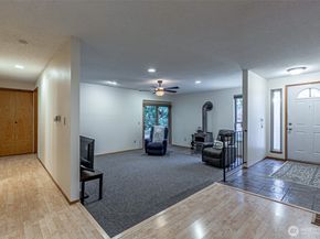 1808 Riverview Drive NE, Auburn WA 98002