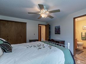 1808 Riverview Drive NE, Auburn WA 98002