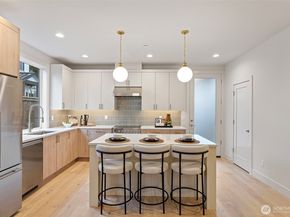9315 132nd Avenue NE, Kirkland WA 98033