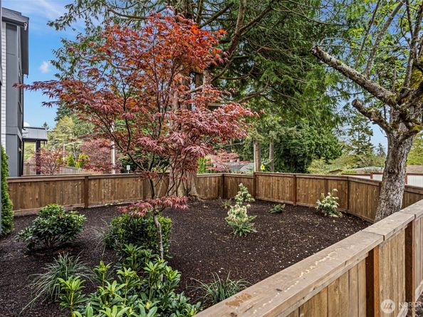 9315 132nd Avenue NE, Kirkland WA 98033