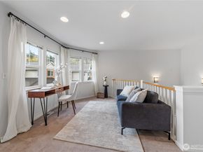 205 Newport Way NW J1, Issaquah WA 98027