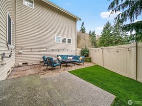 205 Newport Way NW J1, Issaquah WA 98027
