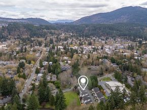 205 Newport Way NW J1, Issaquah WA 98027