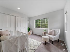205 Newport Way NW J1, Issaquah WA 98027