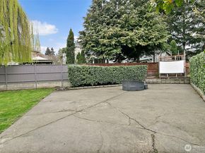 19114 49th Place W, Lynnwood WA 98036
