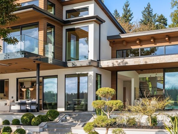5330 Butterworth Road, Mercer Island WA 98040