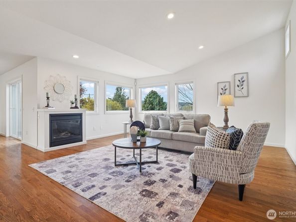 1017 N 31st Street, Renton WA 98056