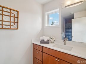 1017 N 31st Street, Renton WA 98056