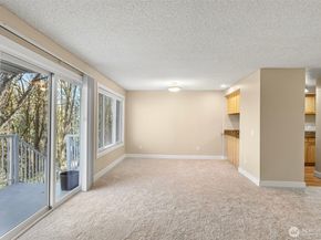 15230 SE 43rd Street C101, Bellevue WA 98006