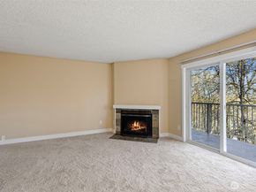 15230 SE 43rd Street C101, Bellevue WA 98006