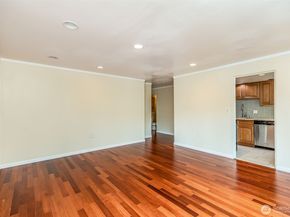 1800 Taylor Avenue N 305, Seattle WA 98109