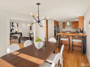 1030 Washington Place E, Seattle WA 98112
