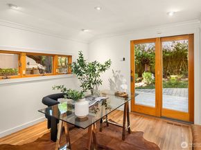 1030 Washington Place E, Seattle WA 98112