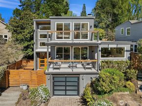 1030 Washington Place E, Seattle WA 98112