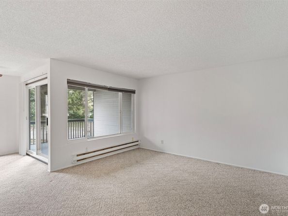 5620 200th Street SW A102, Lynnwood WA 98036