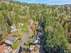 14335 SE 63rd Street, Bellevue WA 98006