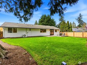 8810 NE 138th Street, Kirkland WA 98034