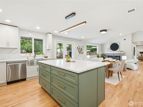 8810 NE 138th Street, Kirkland WA 98034