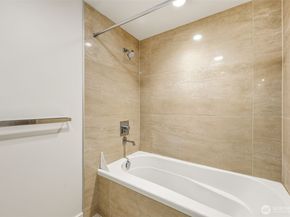 583 Battery Street 715N, Seattle WA 98121