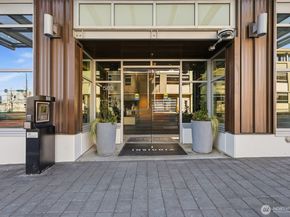 583 Battery Street 715N, Seattle WA 98121