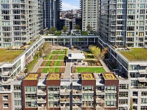 583 Battery Street 715N, Seattle WA 98121