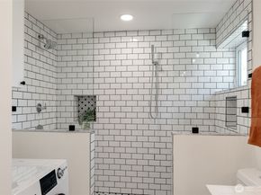1556 S Pearl Street C, Seattle WA 98108