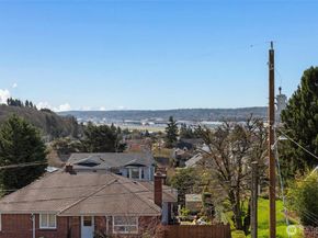 1556 S Pearl Street C, Seattle WA 98108