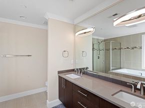 23905 43rd Avenue S, Kent WA 98032