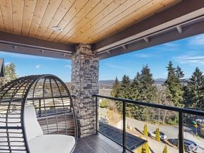 23905 43rd Avenue S, Kent WA 98032