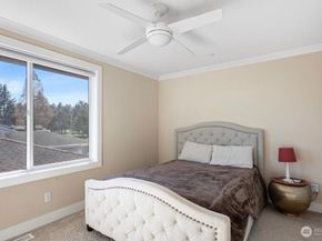 23905 43rd Avenue S, Kent WA 98032