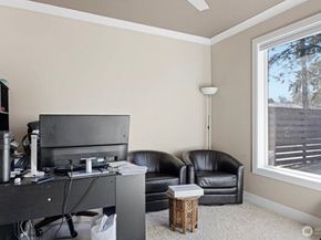 23905 43rd Avenue S, Kent WA 98032