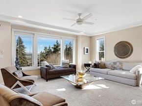 23905 43rd Avenue S, Kent WA 98032