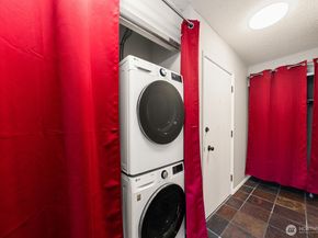 2562 Thorndyke Avenue W 303, Seattle WA 98199