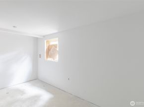 9617 15th Avenue NE, Seattle WA 98115
